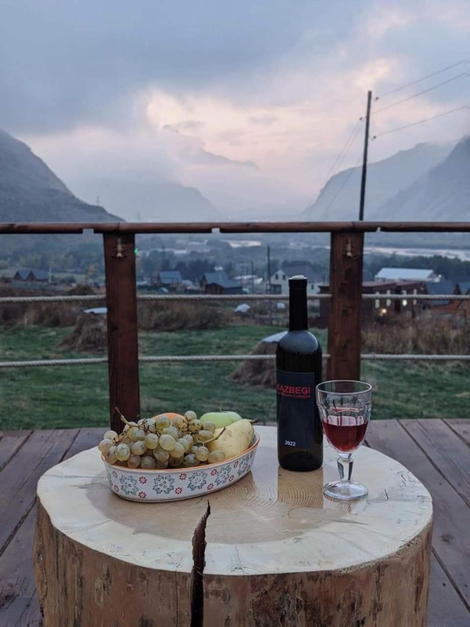 Kazbegi Spa Resort Cottages Stepantsminda Exterior foto