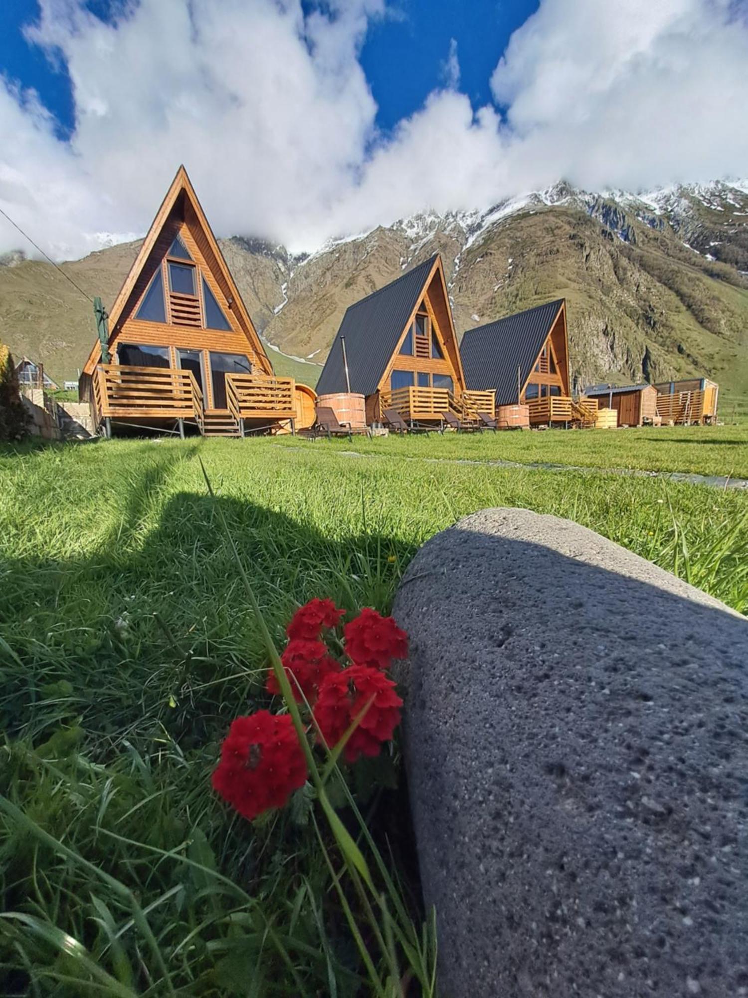 Kazbegi Spa Resort Cottages Stepantsminda Exterior foto